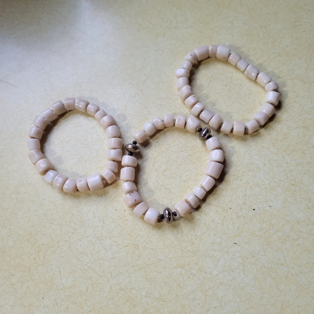 Silpada Bamboo Coral Beaded Bracelet Set - Picture 2 of 3